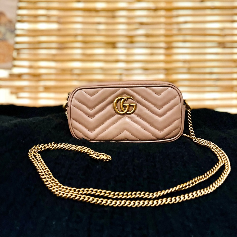 GG Marmont Matelassé Mini Crossbody Bag in Porcelain Rose